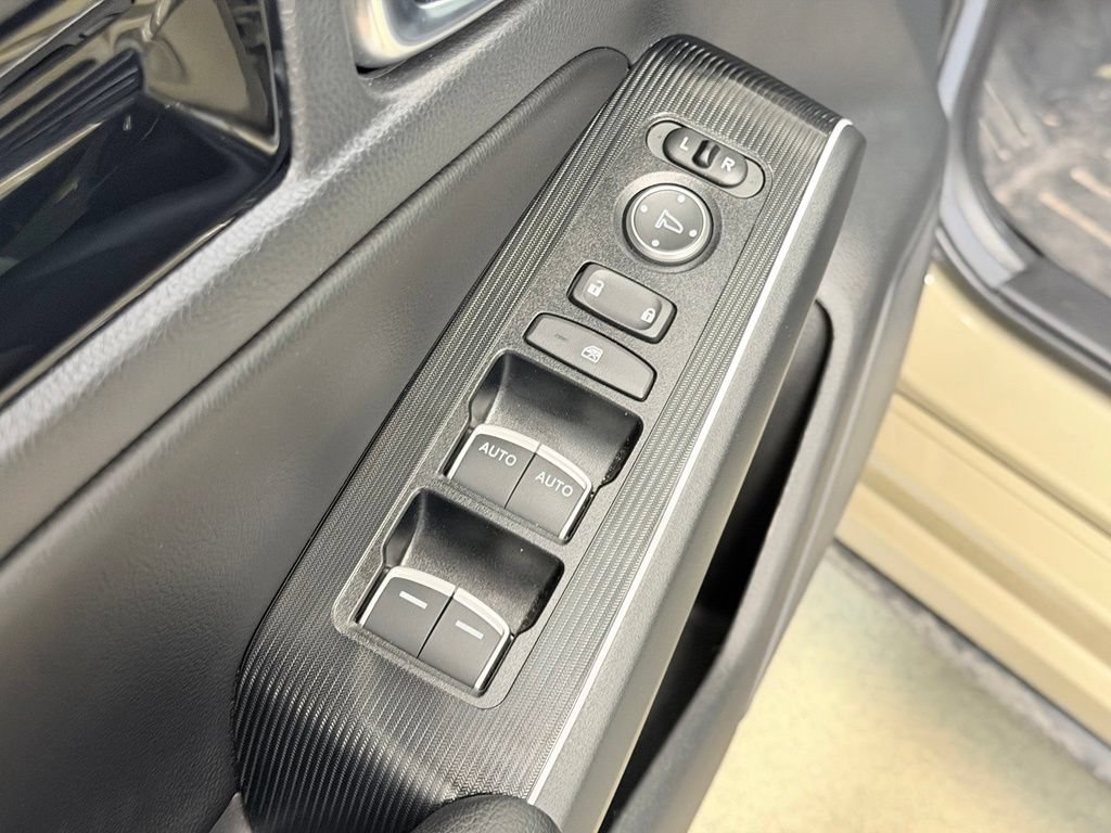Used 2025 Honda Civic Sport Touring image 12