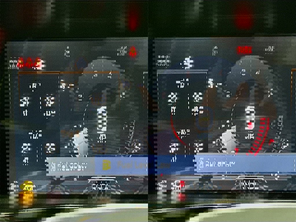 New 2026 GMC Canyon Elevation w/ Convenience Package image 12