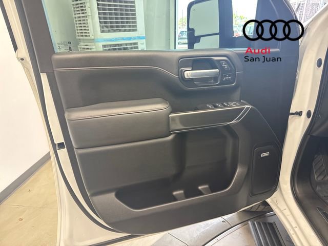 Used 2021 GMC Sierra 3500 AT4 w/ AT4 Premium Plus Package image 28