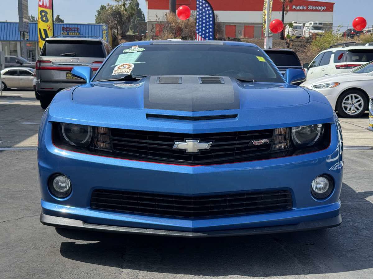 Used 2013 Chevrolet Camaro SS w/ Hot Wheels Special Edition RWD image 5