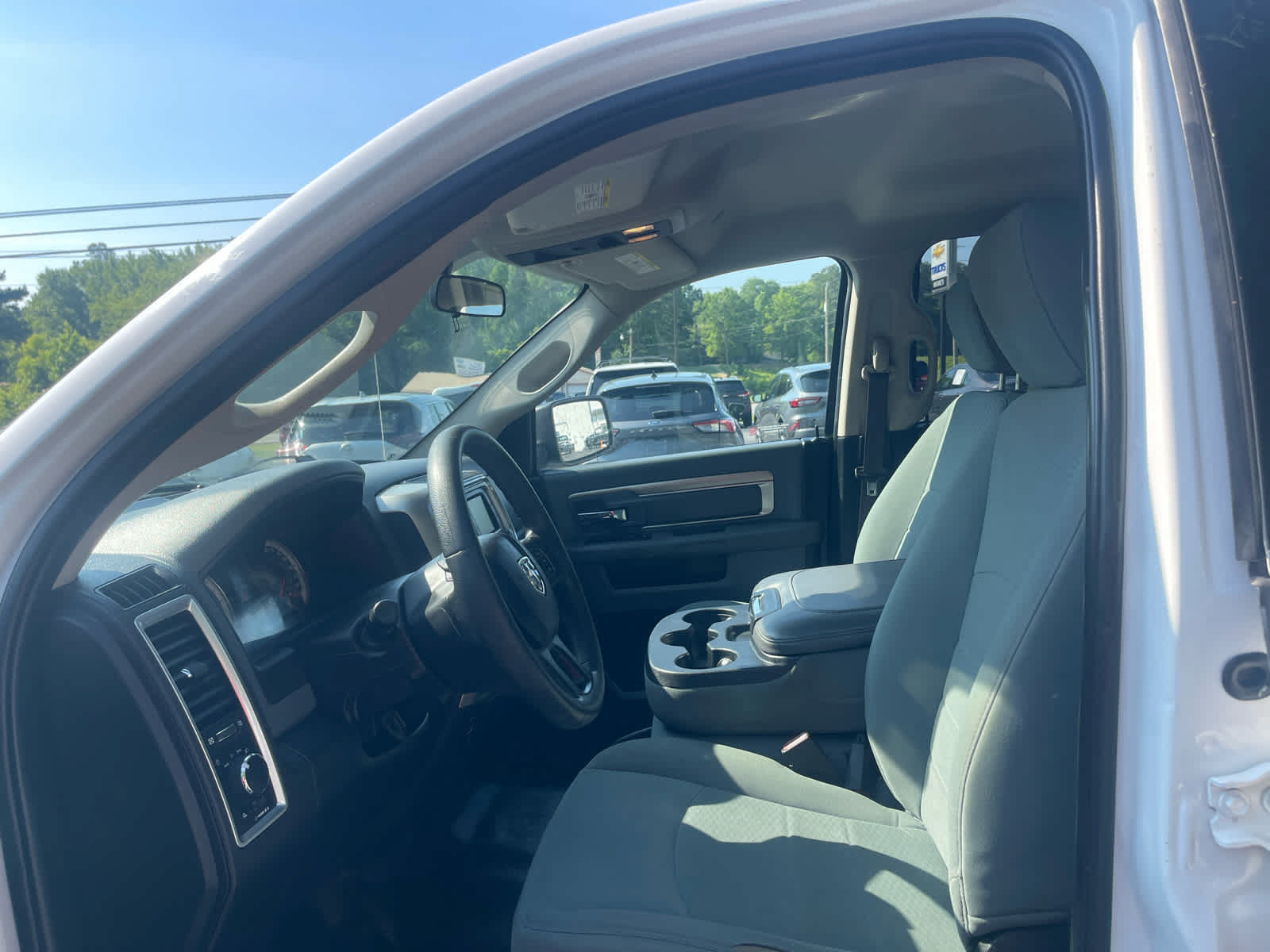 Used 2019 RAM 1500 Classic SLT w/ Protection Group AWD/4WD image 13