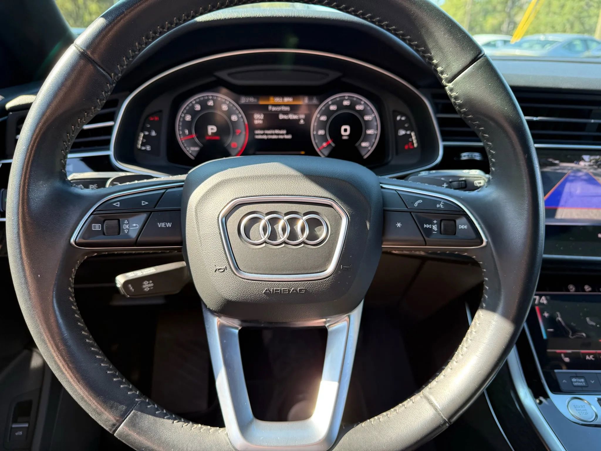 Used 2019 Audi Q8 Premium w/ Convenience Package image 18