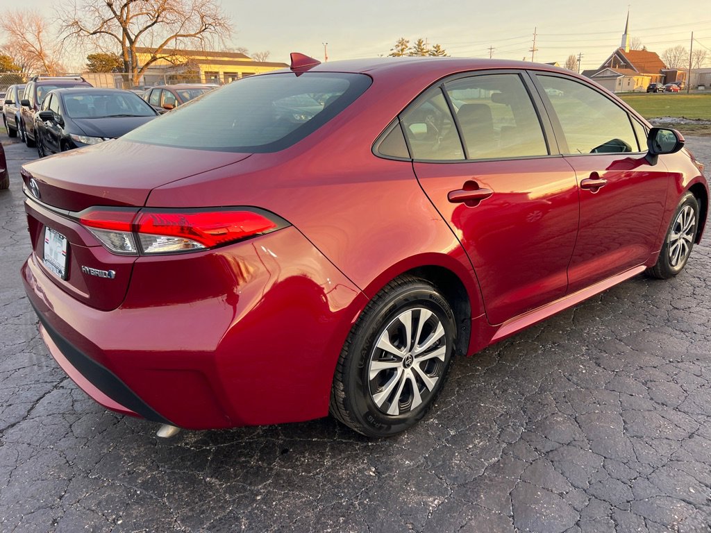 Used 2022 Toyota Corolla LE image 7