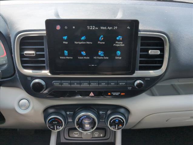 Certified 2024 Hyundai Venue Limited FWD image 13