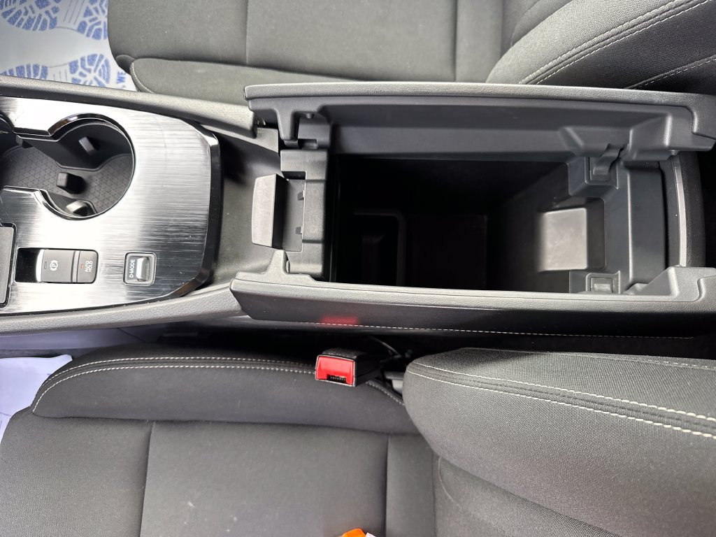 Certified 2025 Nissan Rogue S FWD image 27