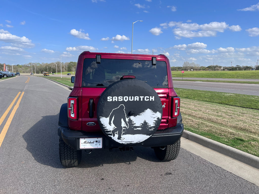 Used 2025 Ford Bronco Badlands image 6