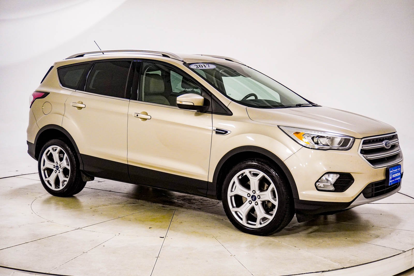 Used 2017 Ford Escape Titanium image 13
