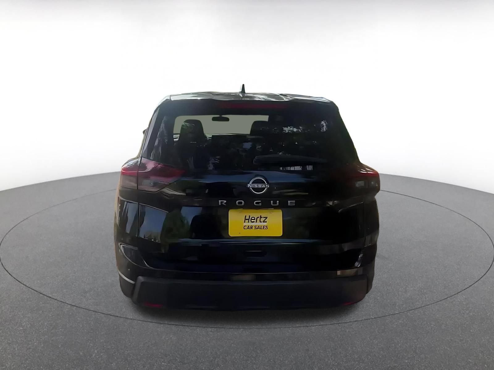 Used 2025 Nissan Rogue SV FWD image 12
