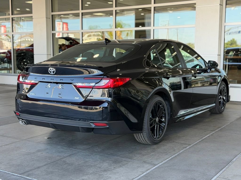Used 2026 Toyota Camry SE FWD image 15