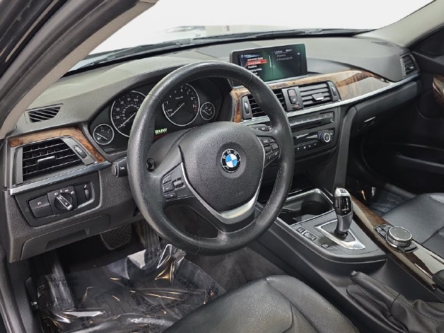 Used 2015 BMW 328i xDrive Sedan AWD/4WD image 16