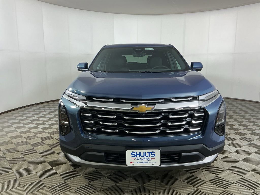 New 2026 Chevrolet Equinox LT w/ Safety and Technology Package AWD/4WD image 2