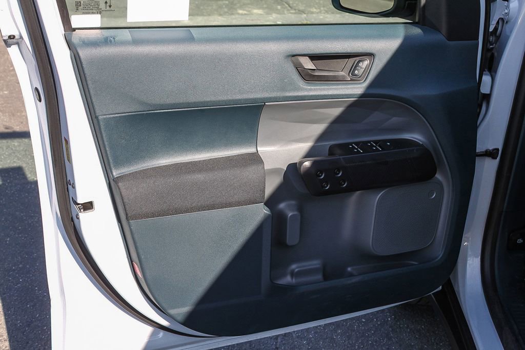 Used 2025 Ford Maverick XL w/ Equipment Group 102A image 26