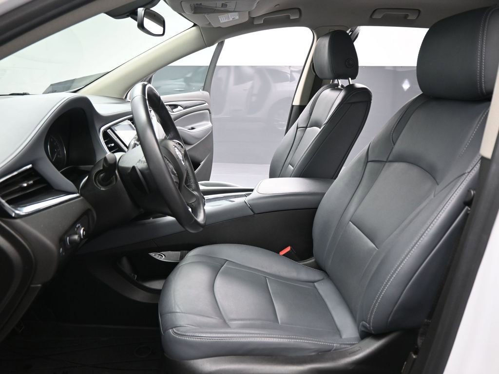 Used 2020 Buick Enclave Essence w/ LPO, Floor Liner Package FWD image 10