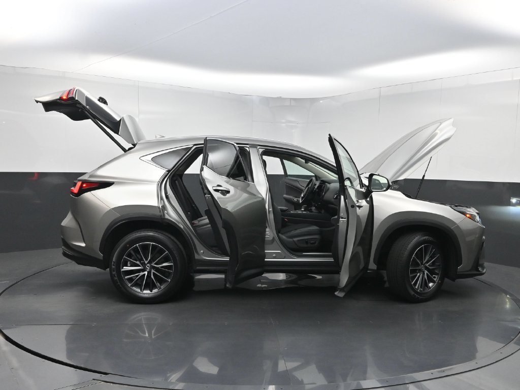 Used 2025 Lexus NX 250 FWD w/ Cold Area Package image 35