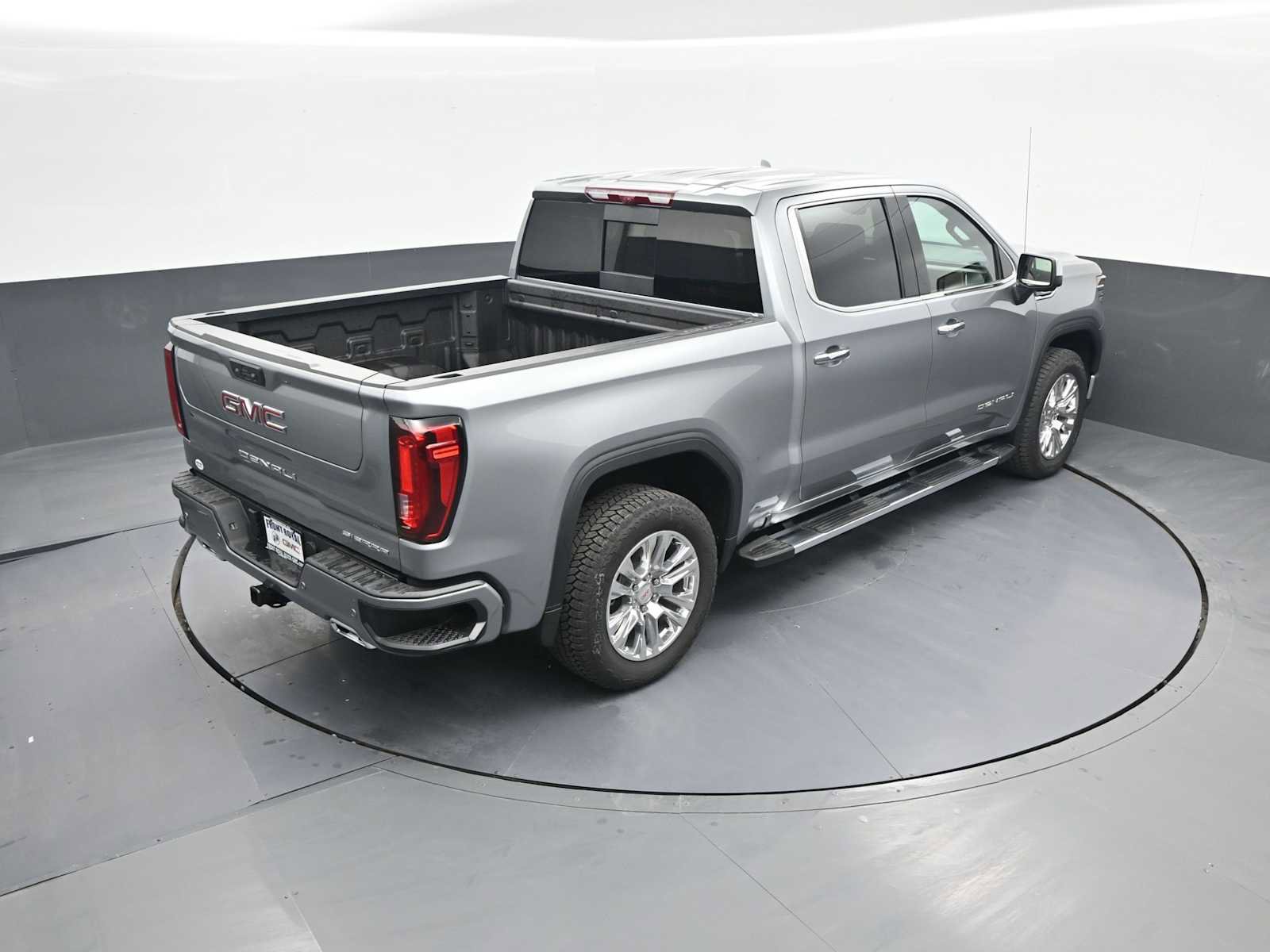 New 2026 GMC Sierra 1500 Denali w/ Technology Package AWD/4WD image 34
