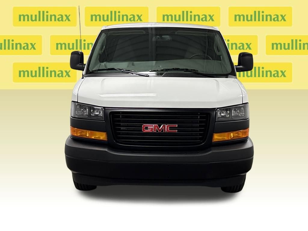 New 2026 GMC Savana 2500 w/ Driver Convenience Package image 4