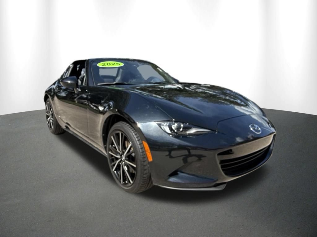 Used 2025 MAZDA MX-5 Miata RF Grand Touring RWD image 38