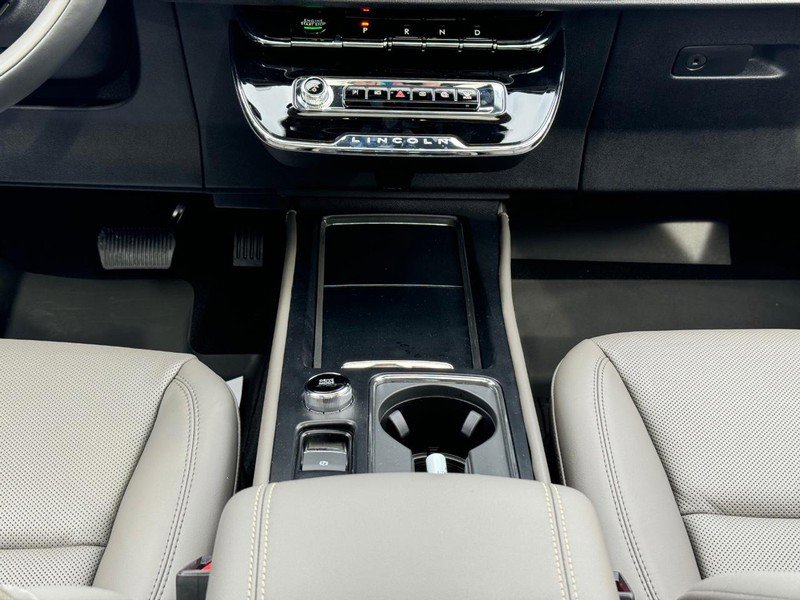 Certified 2024 Lincoln Corsair Grand Touring w/ Equipment Group 301A AWD/4WD image 16
