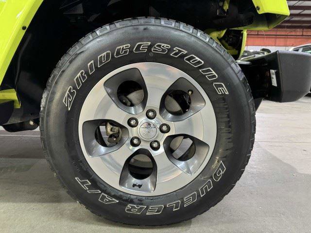 Used 2016 Jeep Wrangler Unlimited Sahara w/ Max Tow Package AWD/4WD image 21