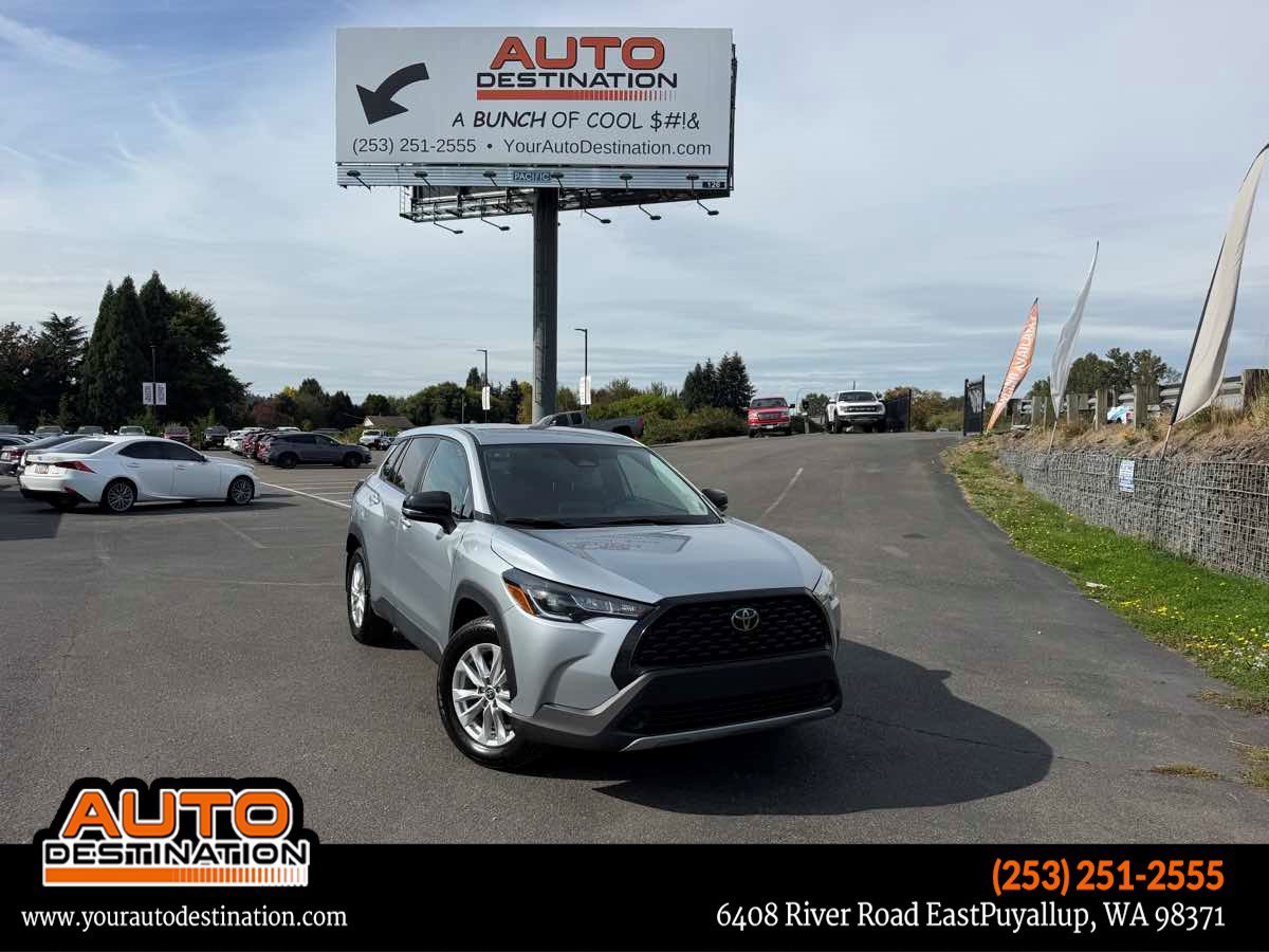 Used 2025 Toyota Corolla Cross LE