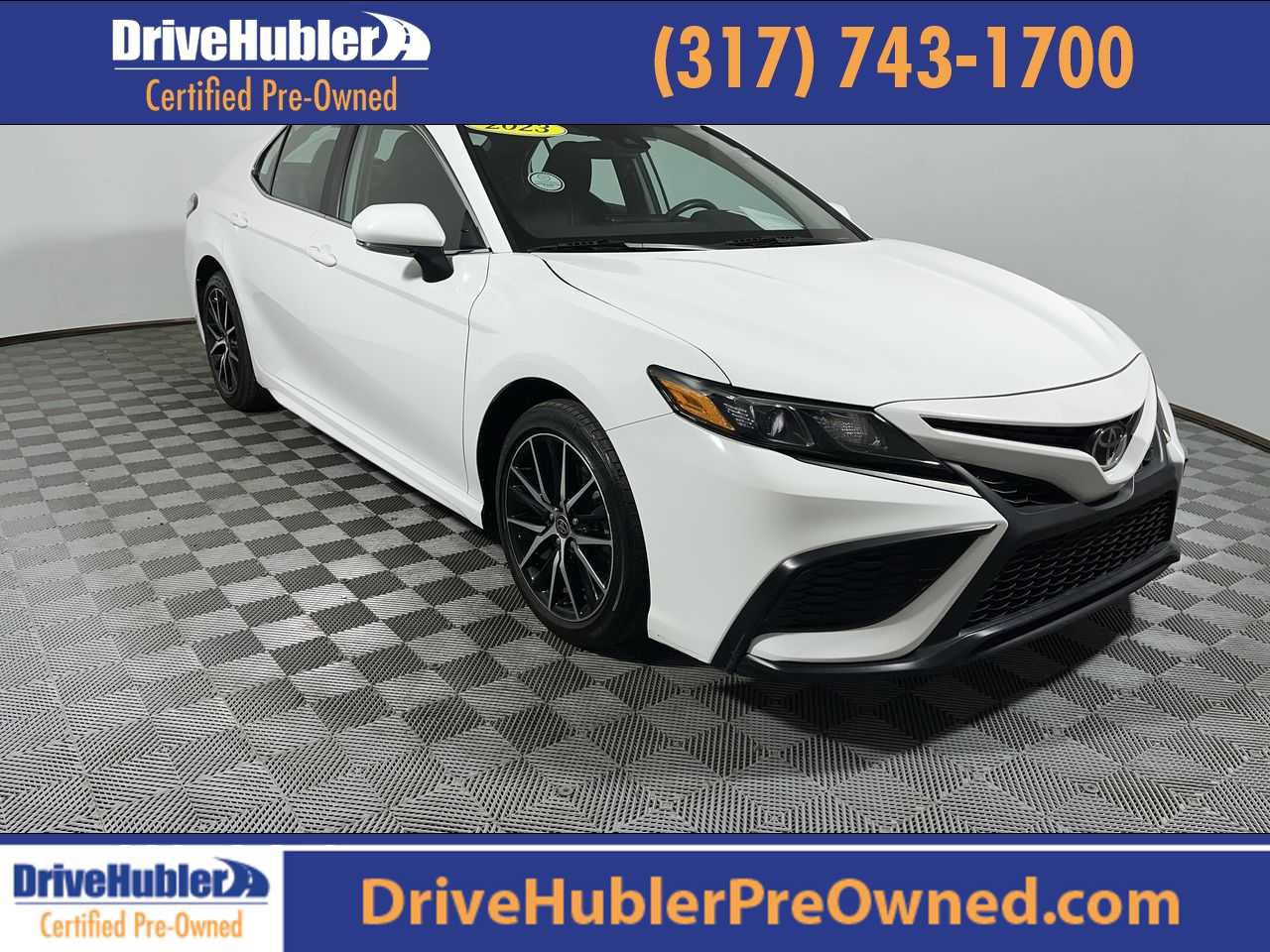 Used 2023 Toyota Camry SE FWD image 1