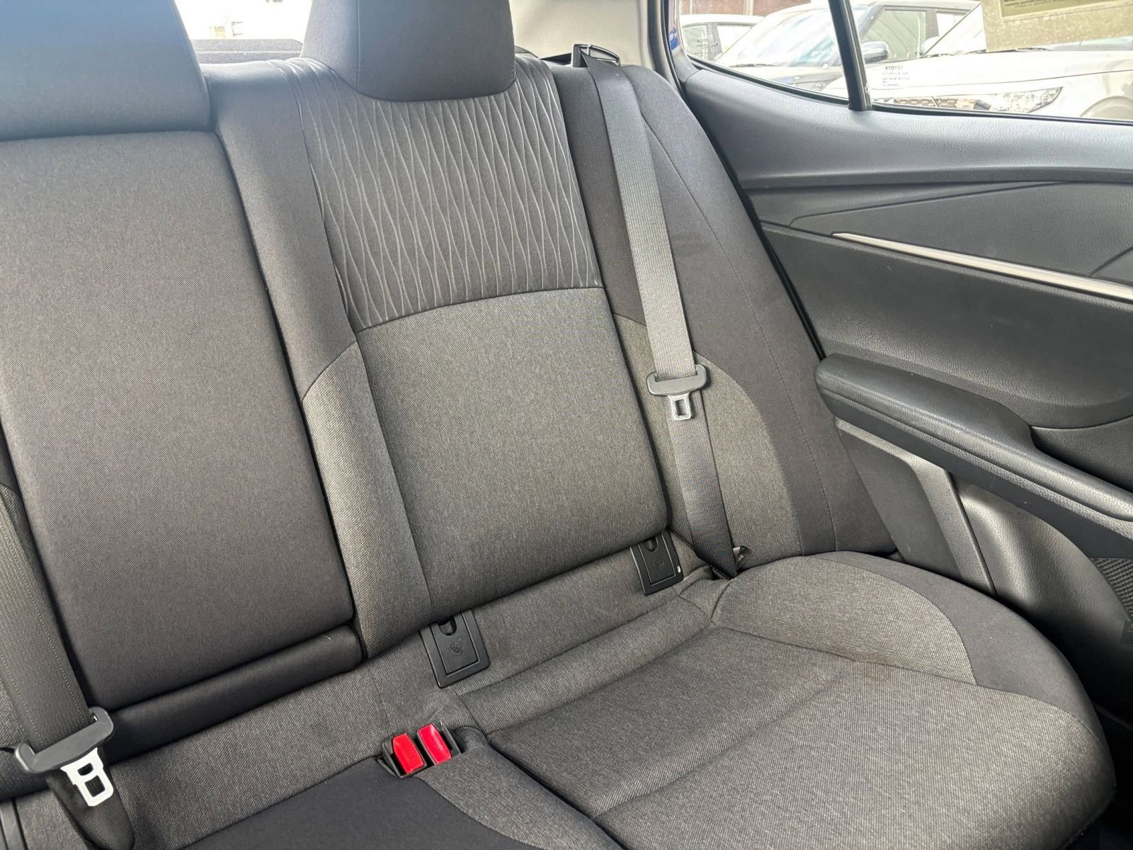 Used 2025 Toyota Camry LE image 36