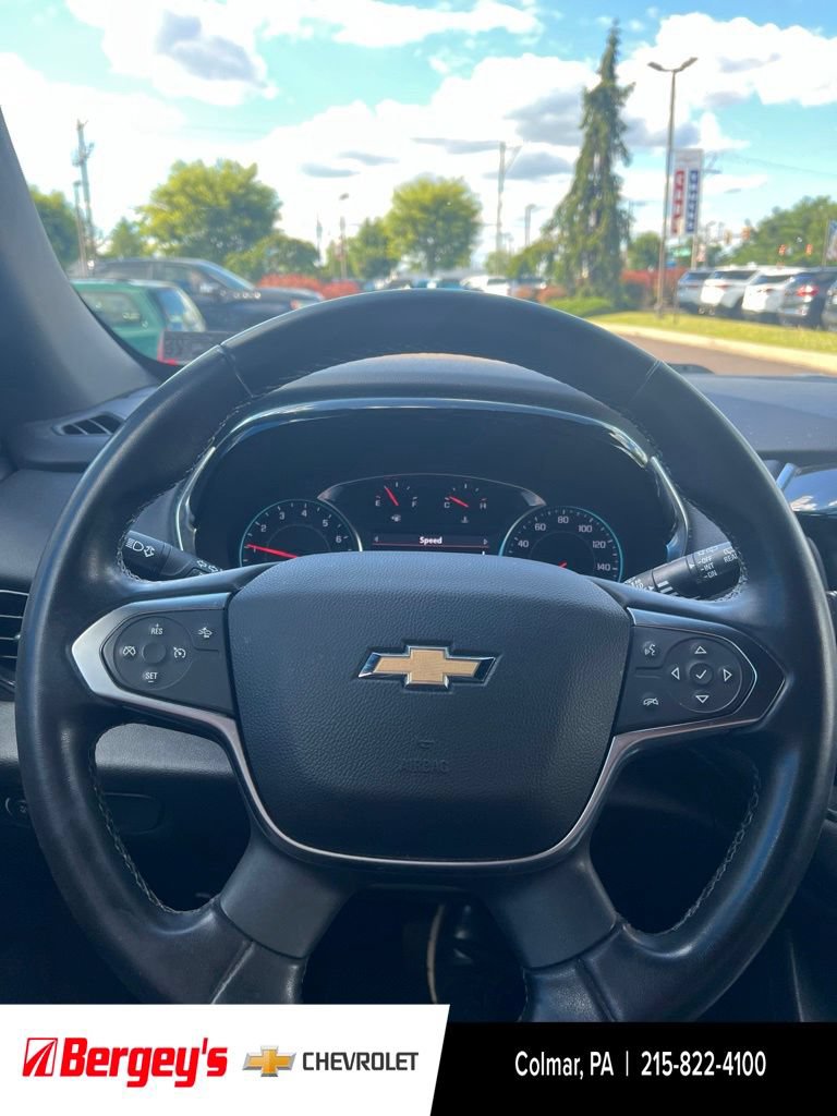 Used 2023 Chevrolet Traverse LT AWD/4WD image 12