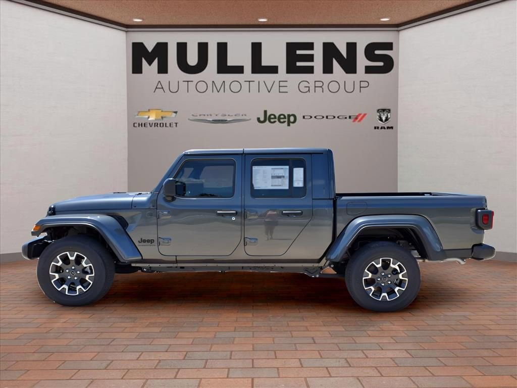 New 2025 Jeep Gladiator Sport w/ Premium Package AWD/4WD image 8