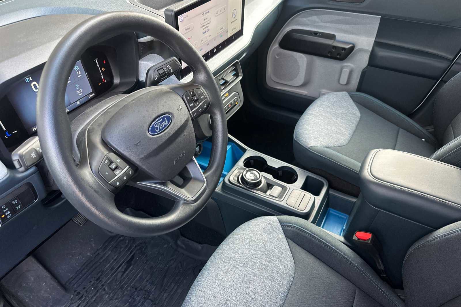 Used 2025 Ford Maverick XLT w/ Equipment Group 302A image 4