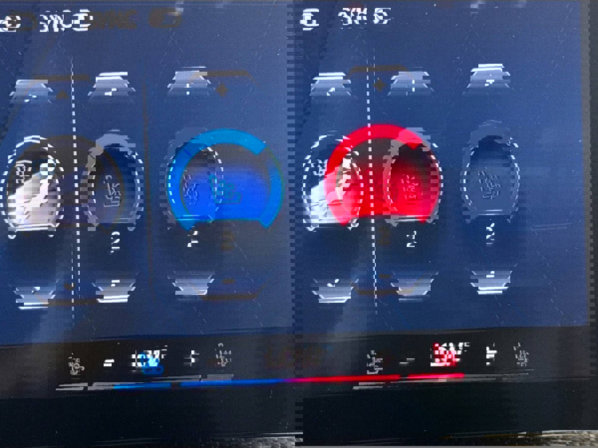 Used 2023 BMW M3 Competition w/ Executive Package image 28