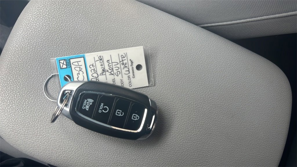 Used 2022 Hyundai Kona SEL image 29