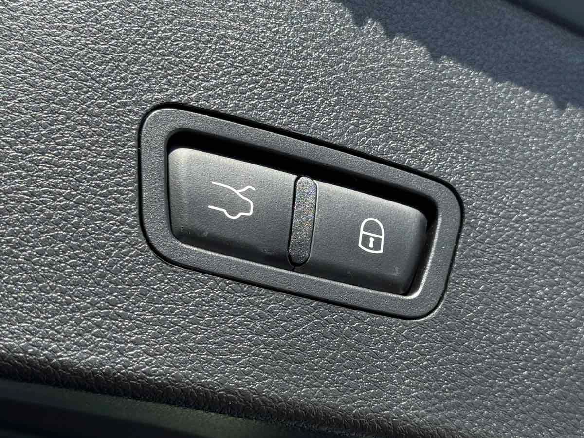 Used 2024 Dodge Hornet R/T Plus AWD/4WD image 11