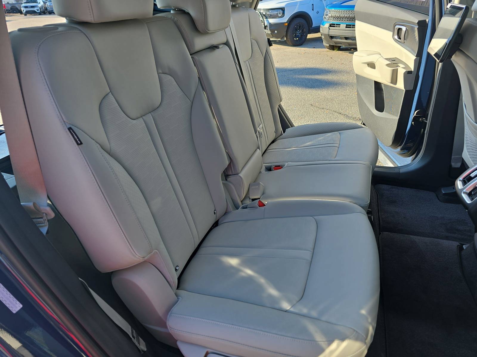 New 2026 Kia Sorento S AWD/4WD image 11