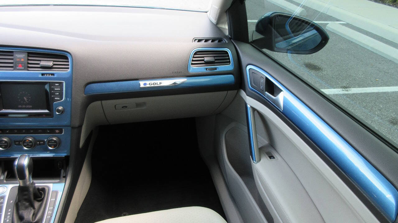 Used 2015 Volkswagen e-Golf SEL Premium FWD image 34