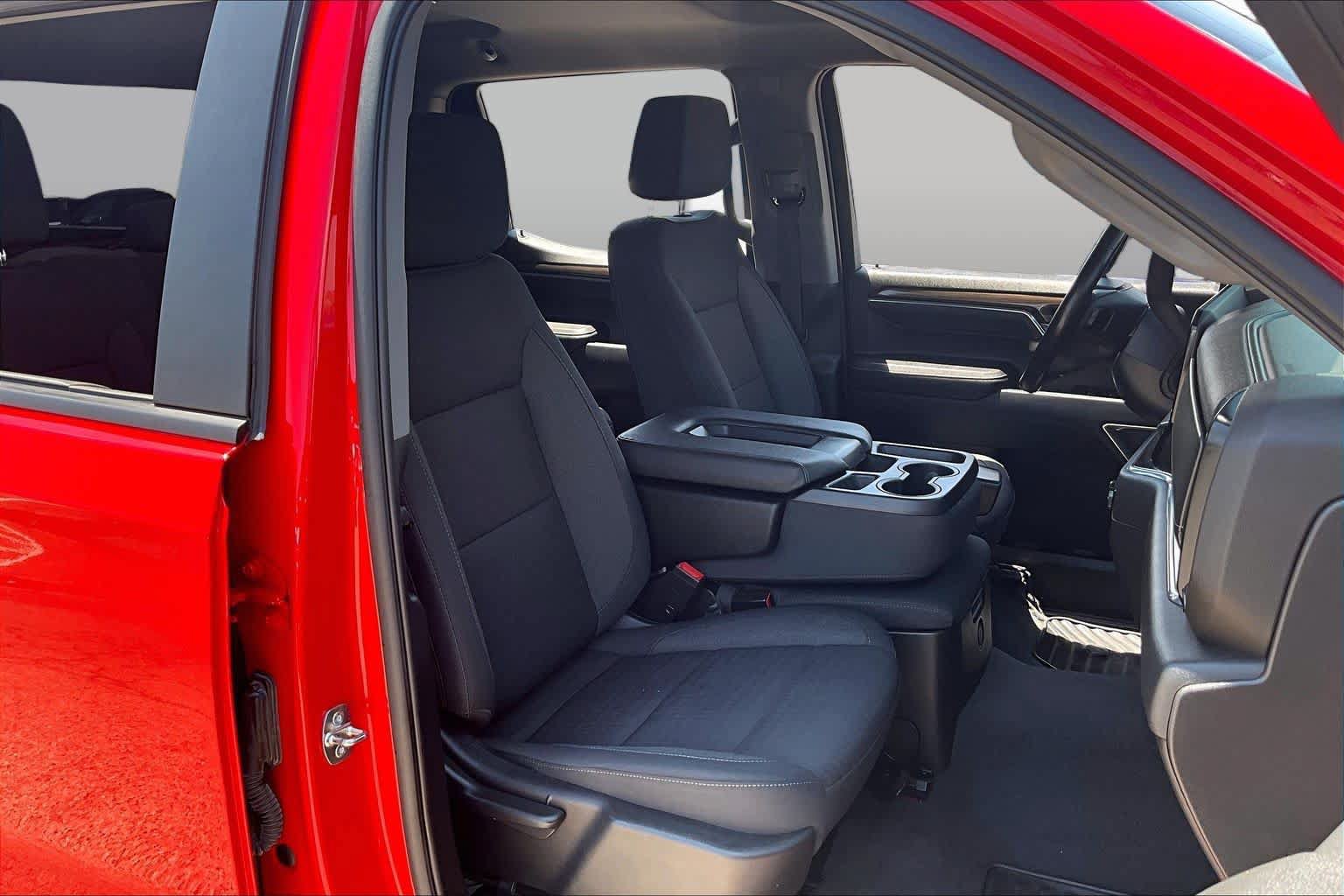 Used 2022 Chevrolet Silverado 1500 LT RWD image 9