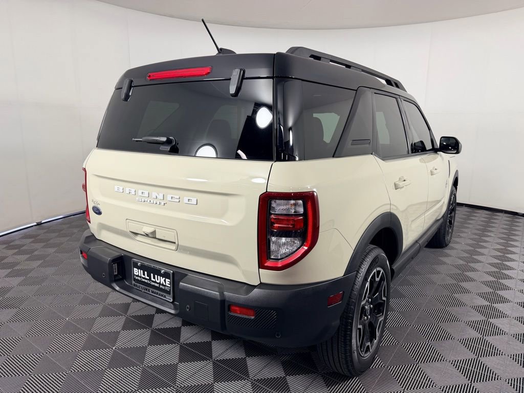 Used 2025 Ford Bronco Sport Outer Banks image 5