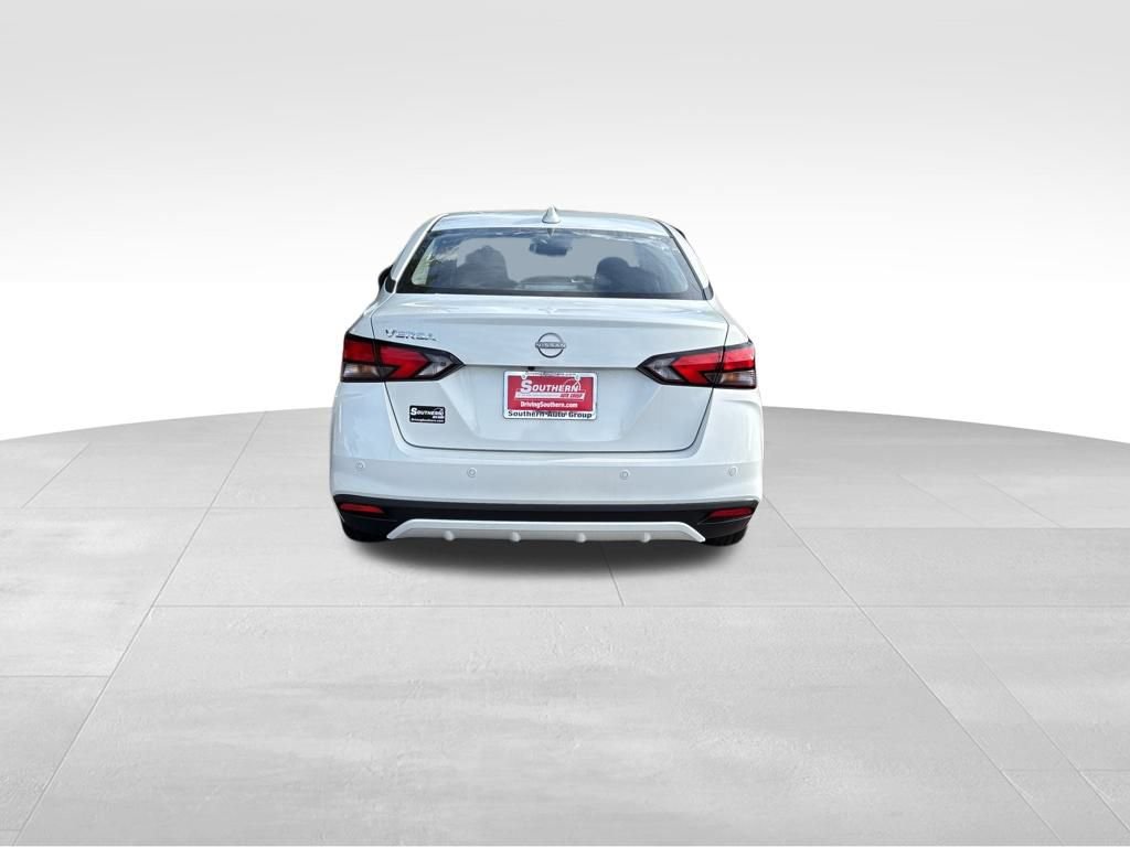 New 2025 Nissan Versa SV w/ Trunk Package image 3