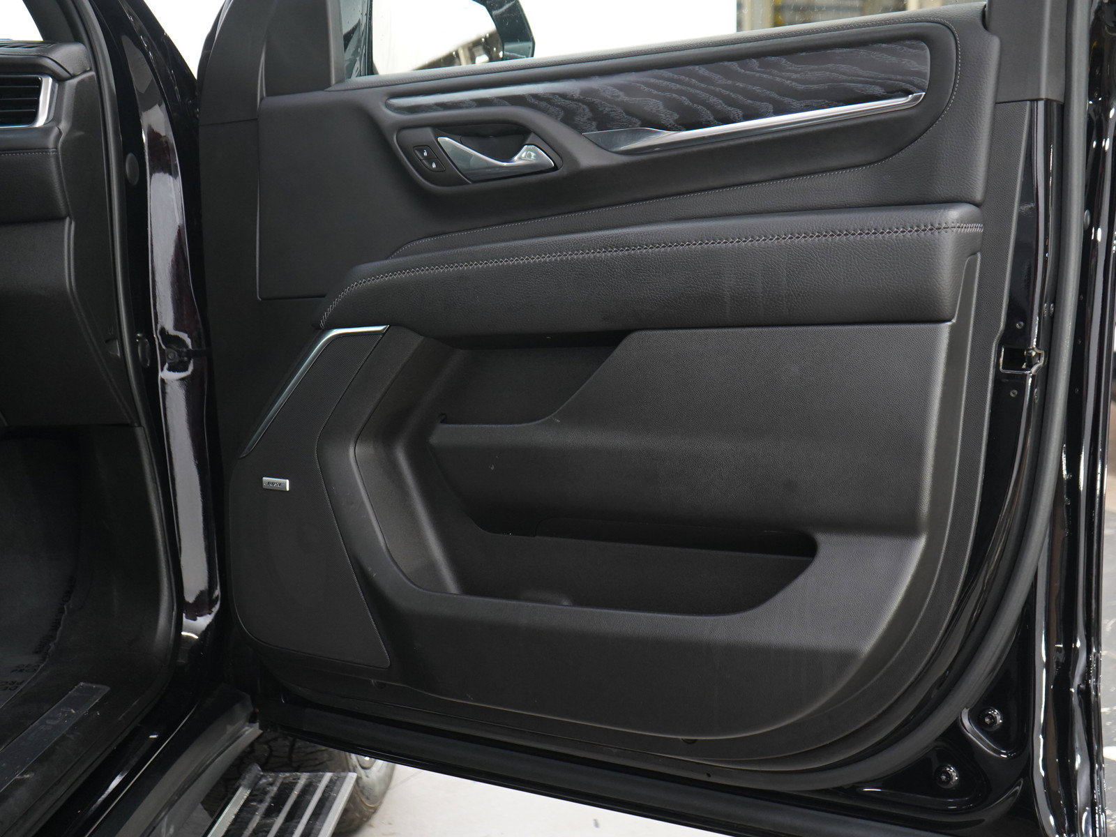 Used 2023 GMC Yukon Denali w/ Max Trailering Package AWD/4WD image 9