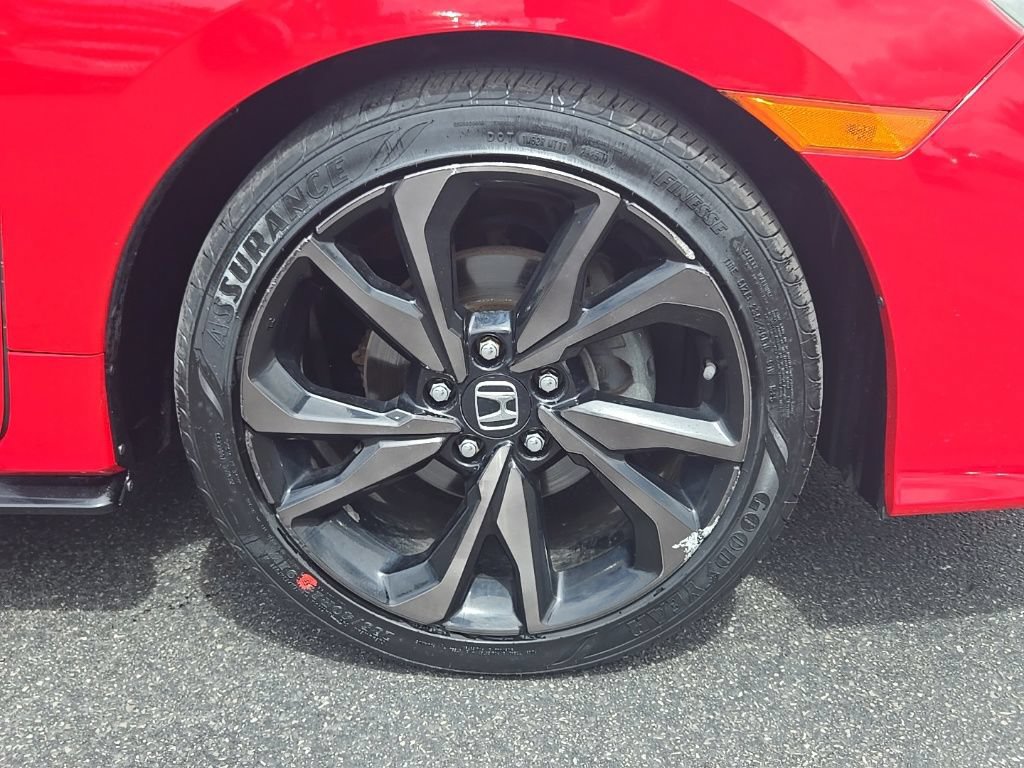 Certified 2018 Honda Civic Sport image 9