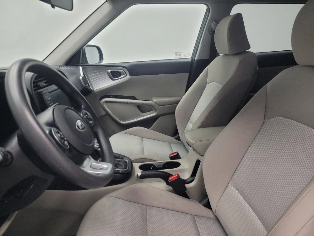Used 2021 Kia Soul LX image 17