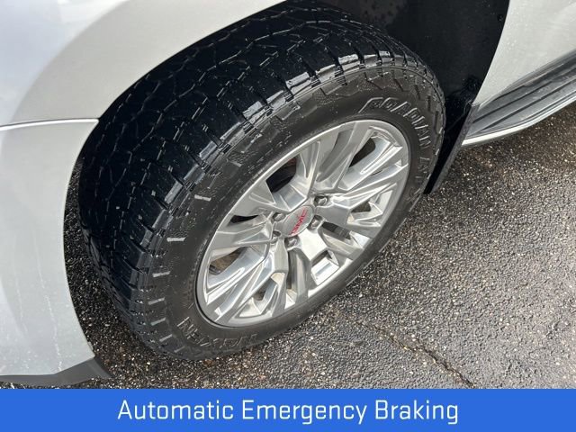 Used 2020 GMC Yukon XL SLT w/ HD Trailering Package image 18