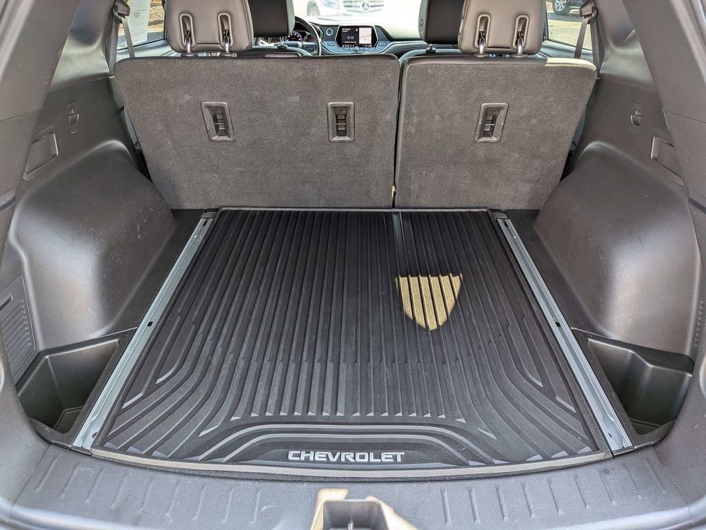 Used 2019 Chevrolet Blazer RS w/ Sun and Wheels Package AWD/4WD image 7