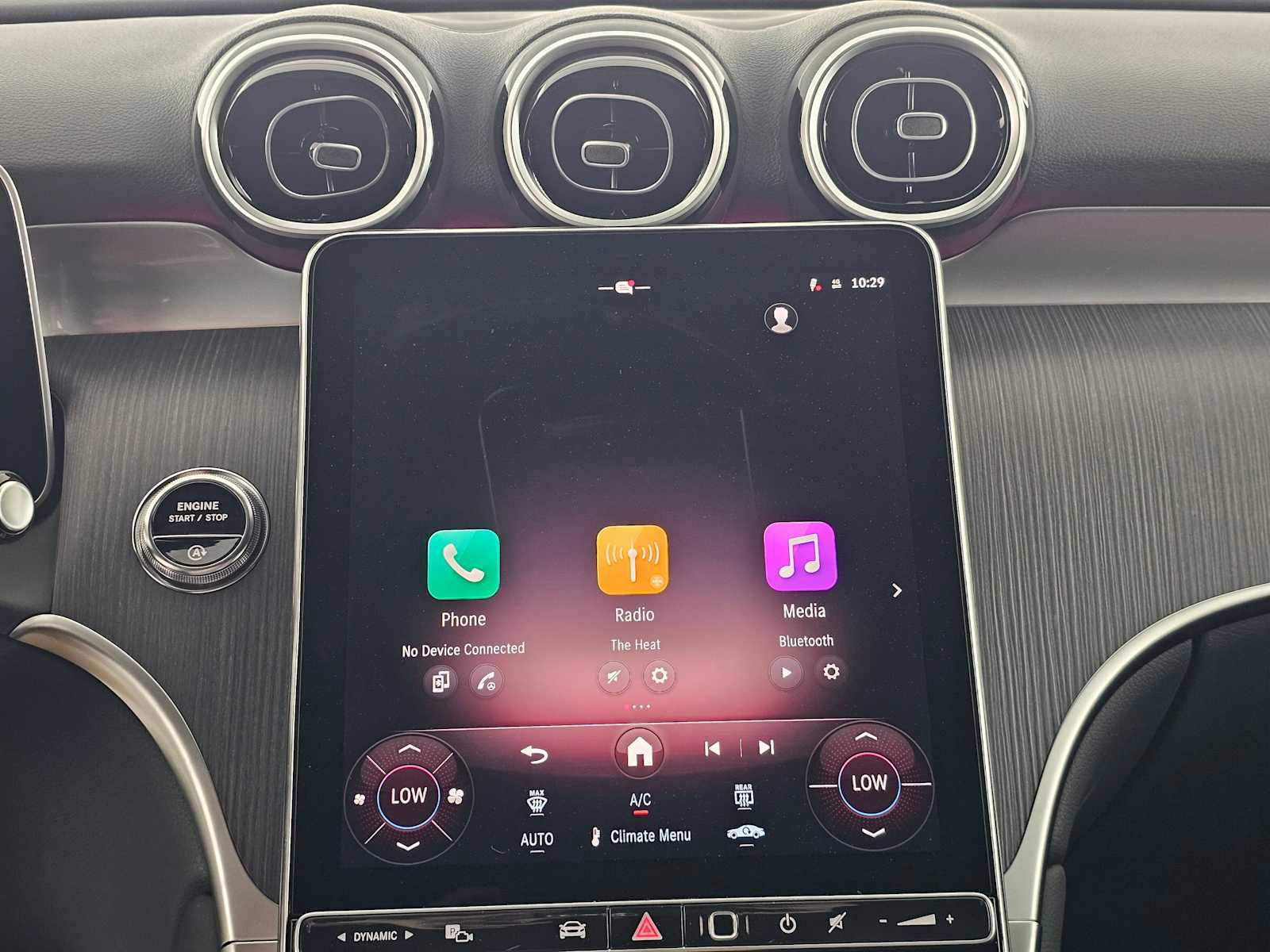 Used 2026 Mercedes-Benz GLC 300 image 24