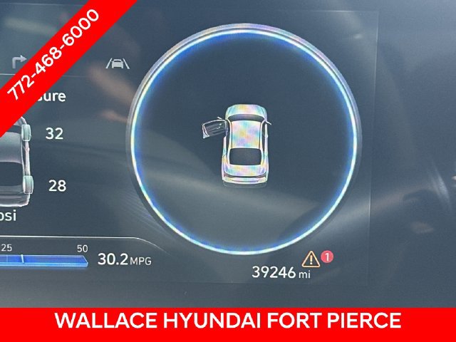 Used 2025 Hyundai Elantra SEL FWD image 24