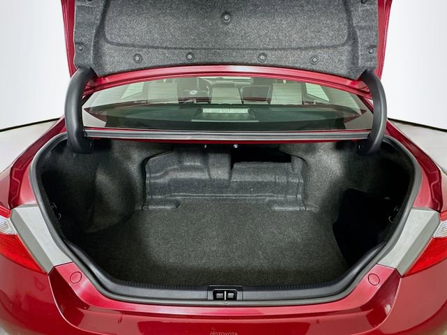Used 2015 Toyota Camry SE image 28
