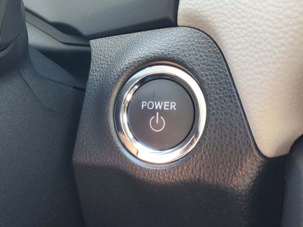 Certified 2025 Toyota RAV4 Limited image 32