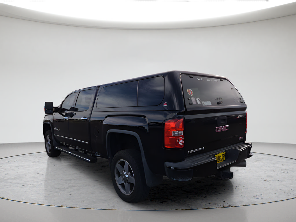 Used 2016 GMC Sierra 2500 SLT w/ All-Terrain HD Package AWD/4WD image 5