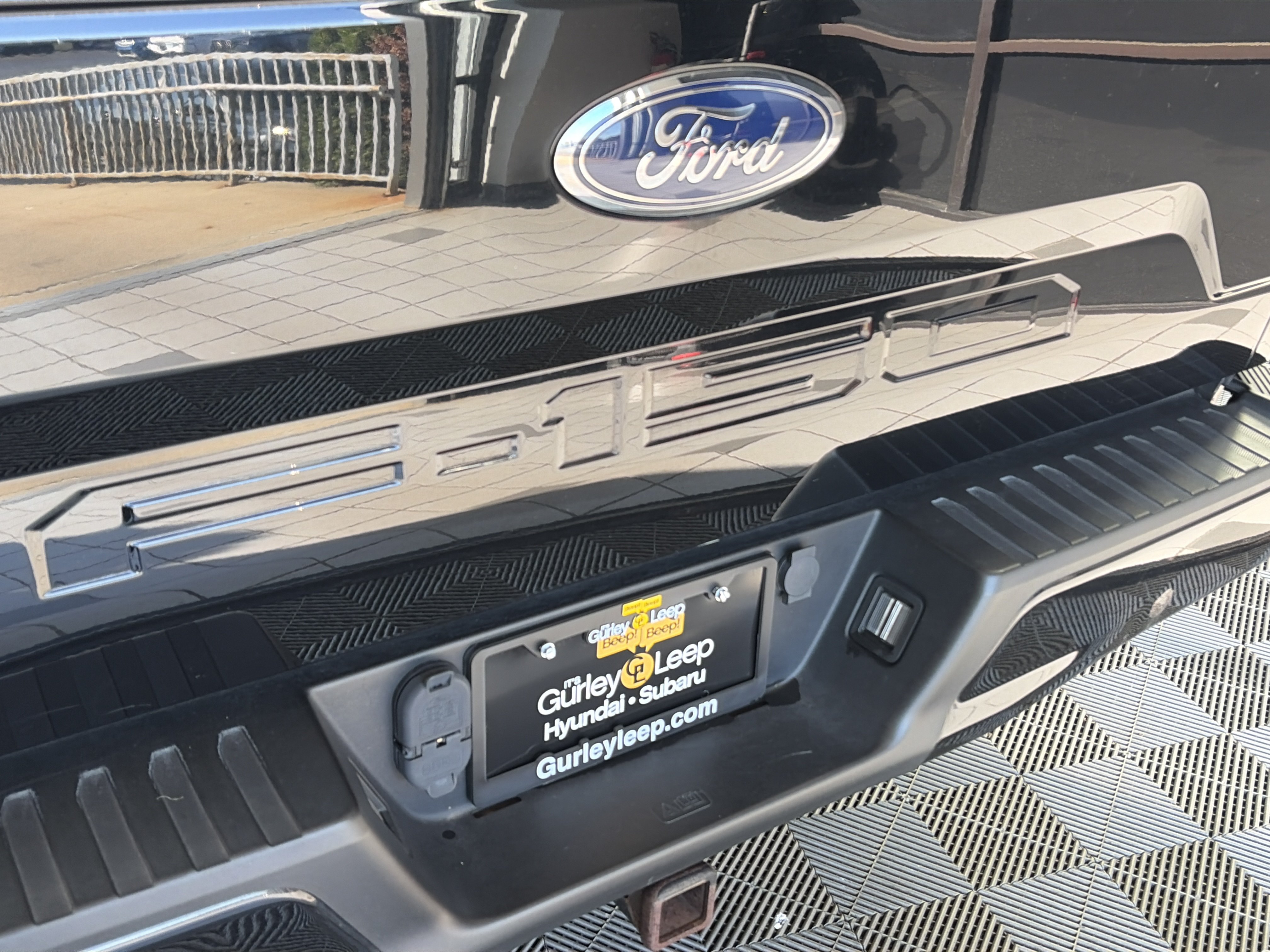 Used 2018 Ford F150 XLT w/ Equipment Group 301A Mid AWD/4WD image 16