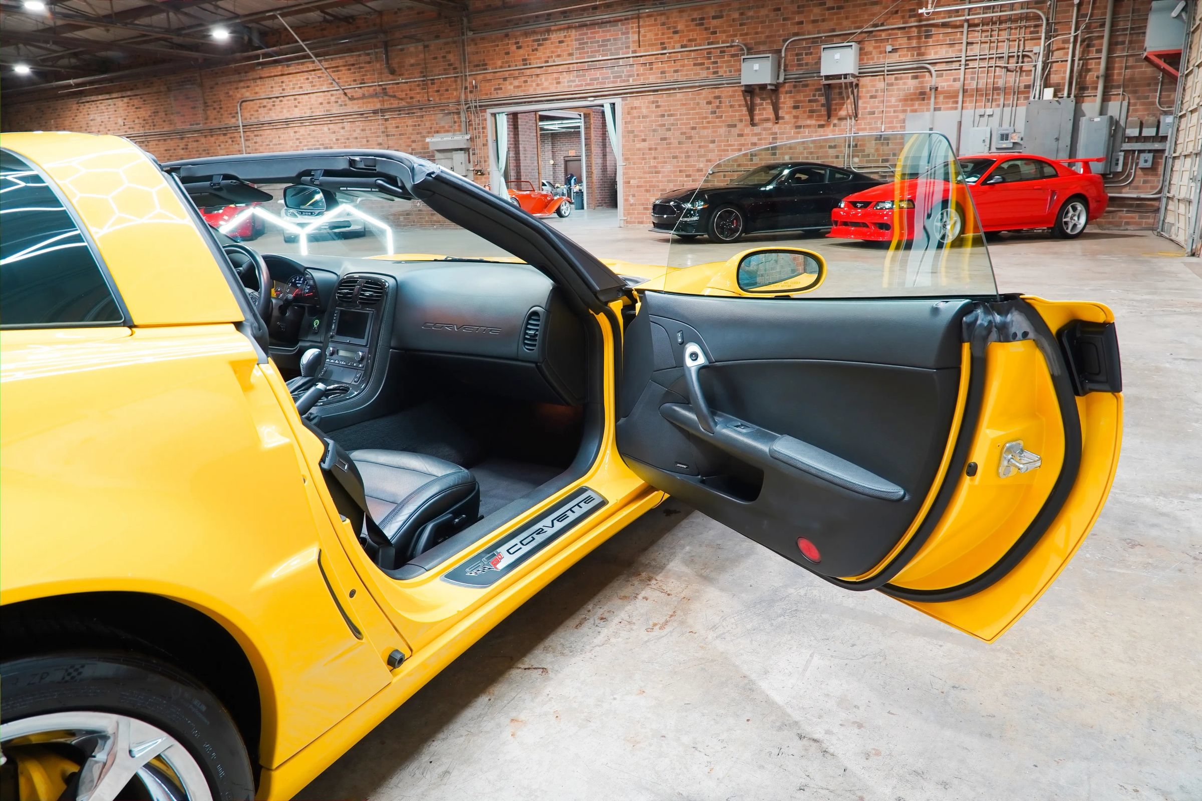 Used 2013 Chevrolet Corvette Grand Sport w/ 3LT Preferred Equipment Group RWD image 37