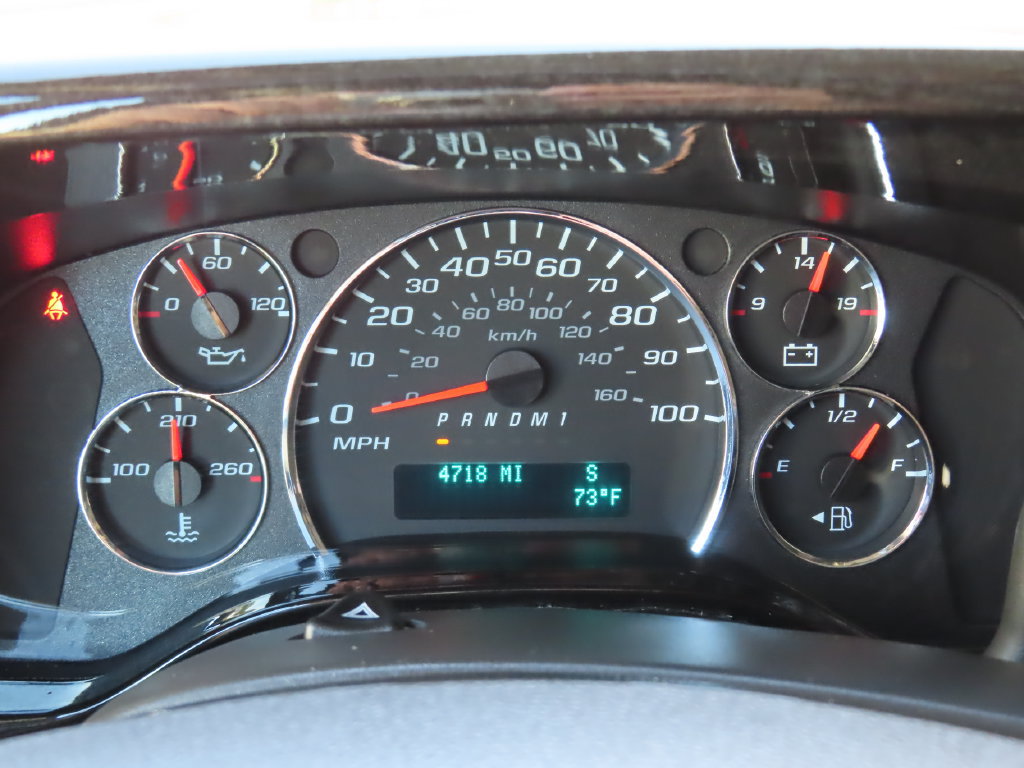 Used 2024 GMC Savana 2500 Extended w/ Driver Convenience Package RWD image 29
